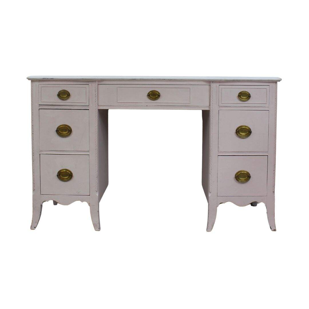 Elegant 7 drawer desk