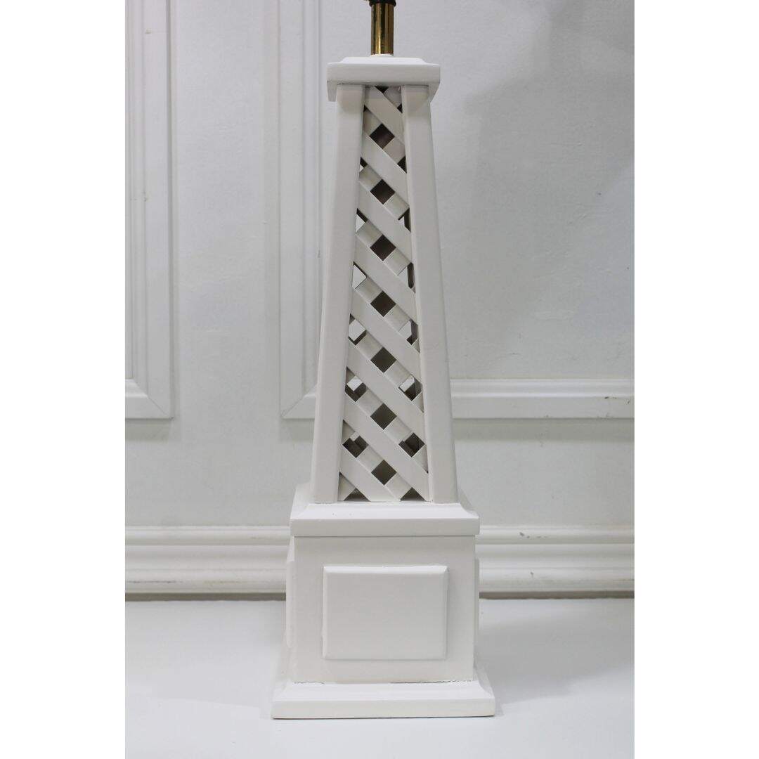 Pair wooden lattice table lamps