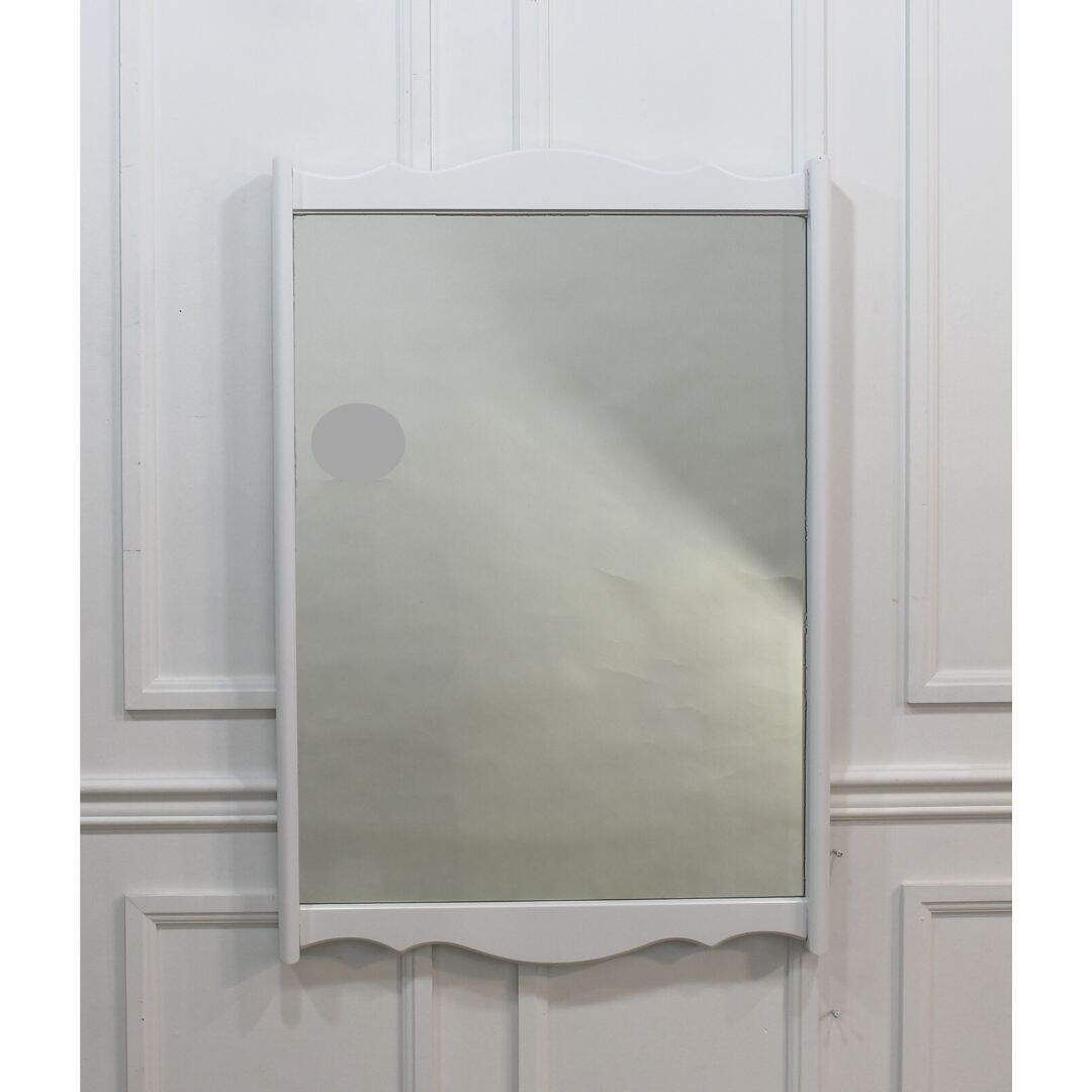 White mirror