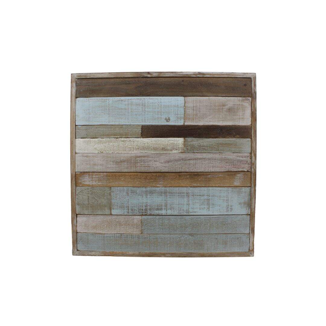 Wall decor with wooden slats