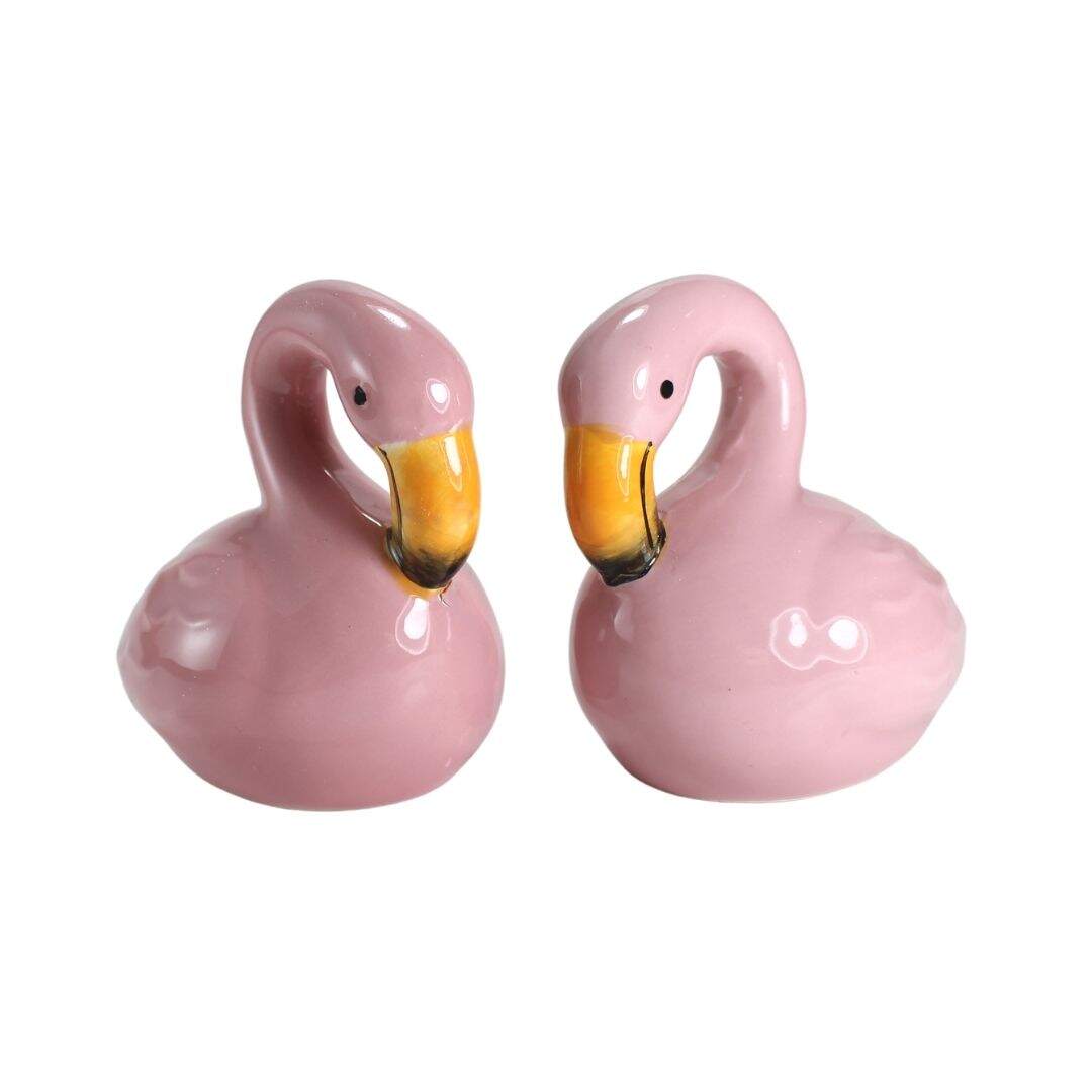 Flamingo salt and pepper shakers