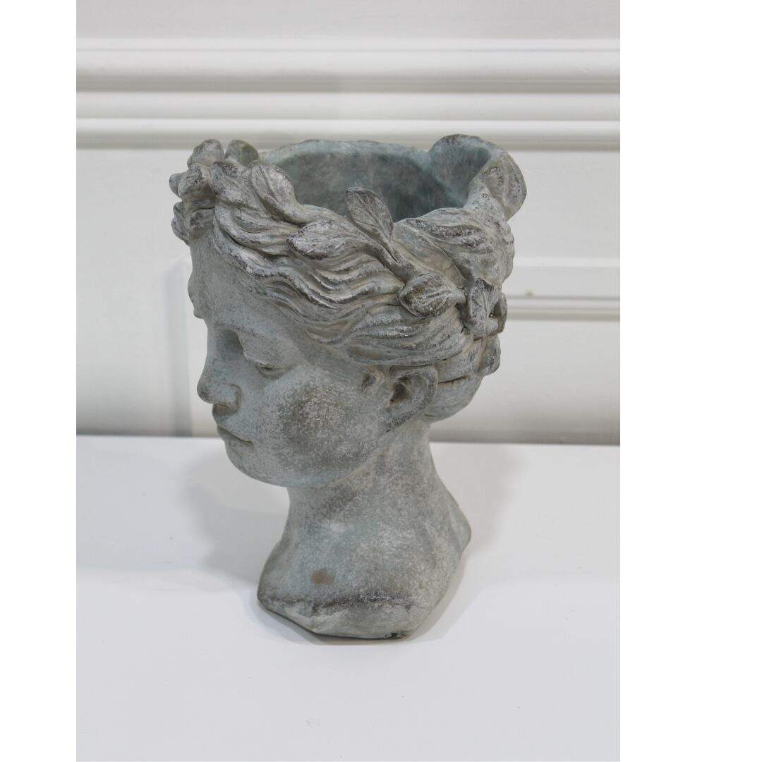 Goddess planter, medium