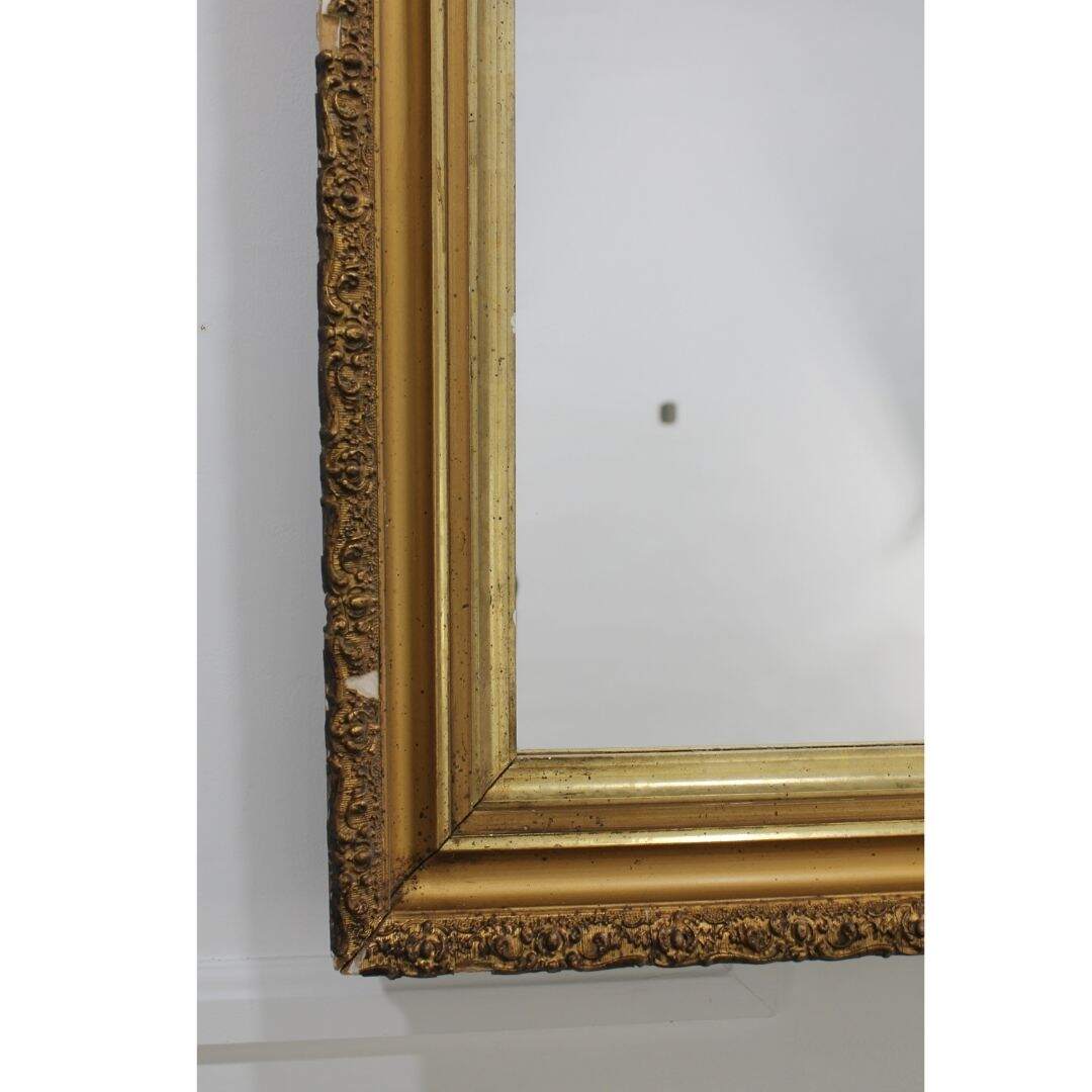Vintage gold rectangular mirror