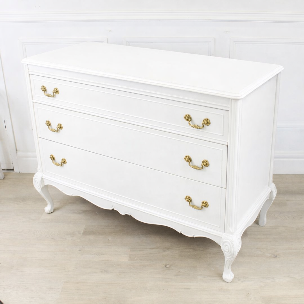 dresser with carved legs