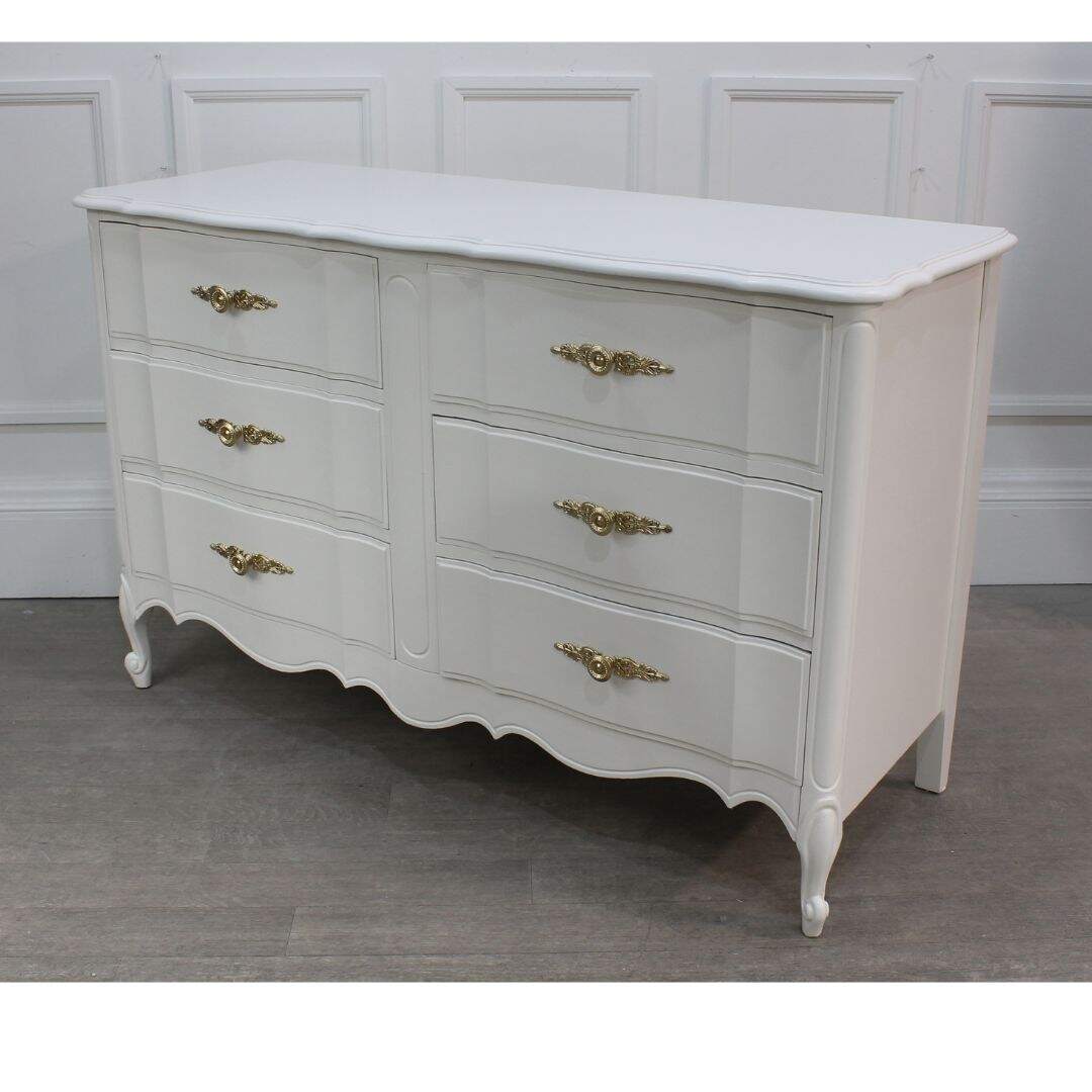 French provincial 6 drawer dresser