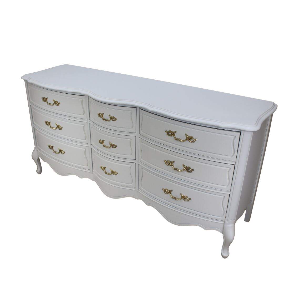 French provincial 9 drawer dresser