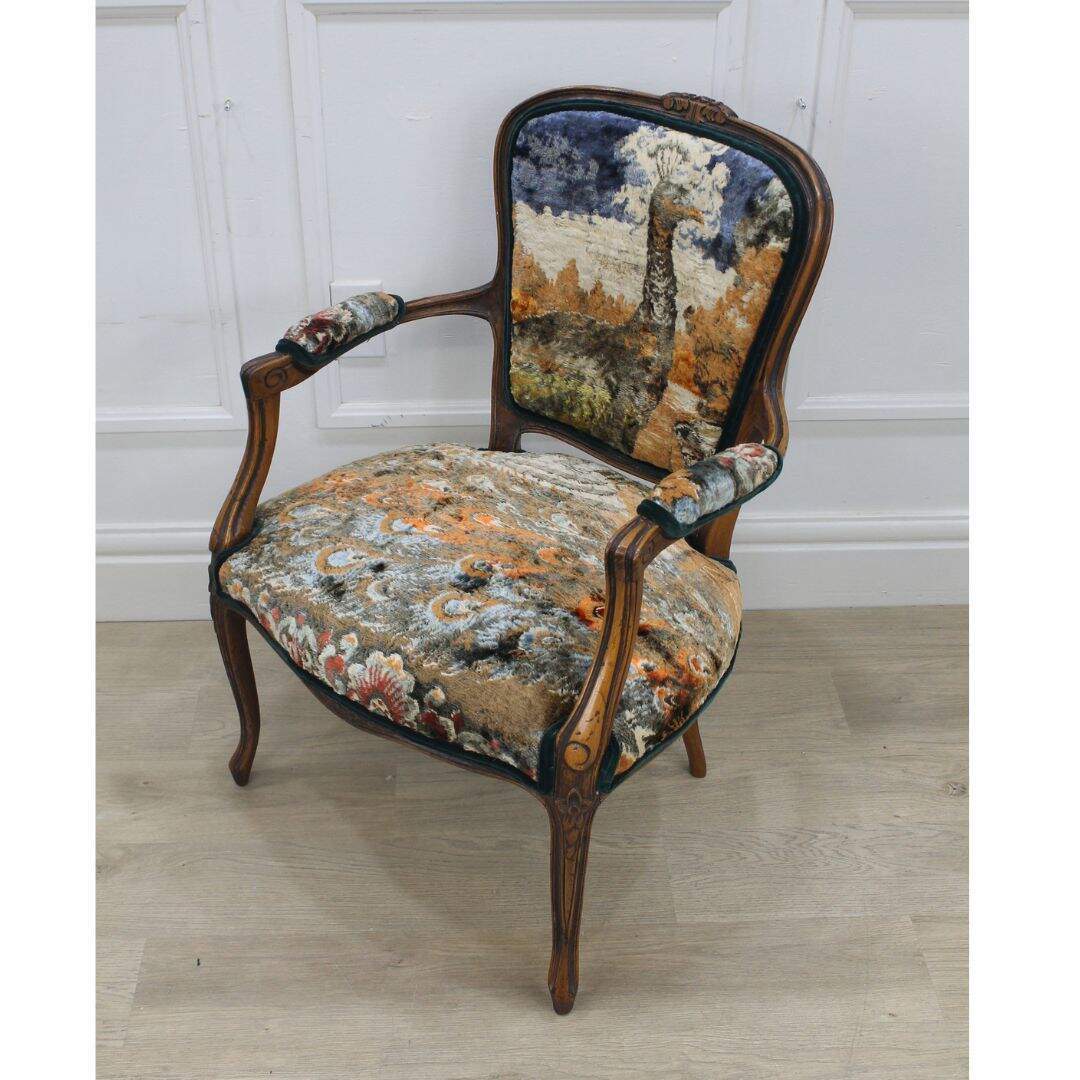Bergere chair with