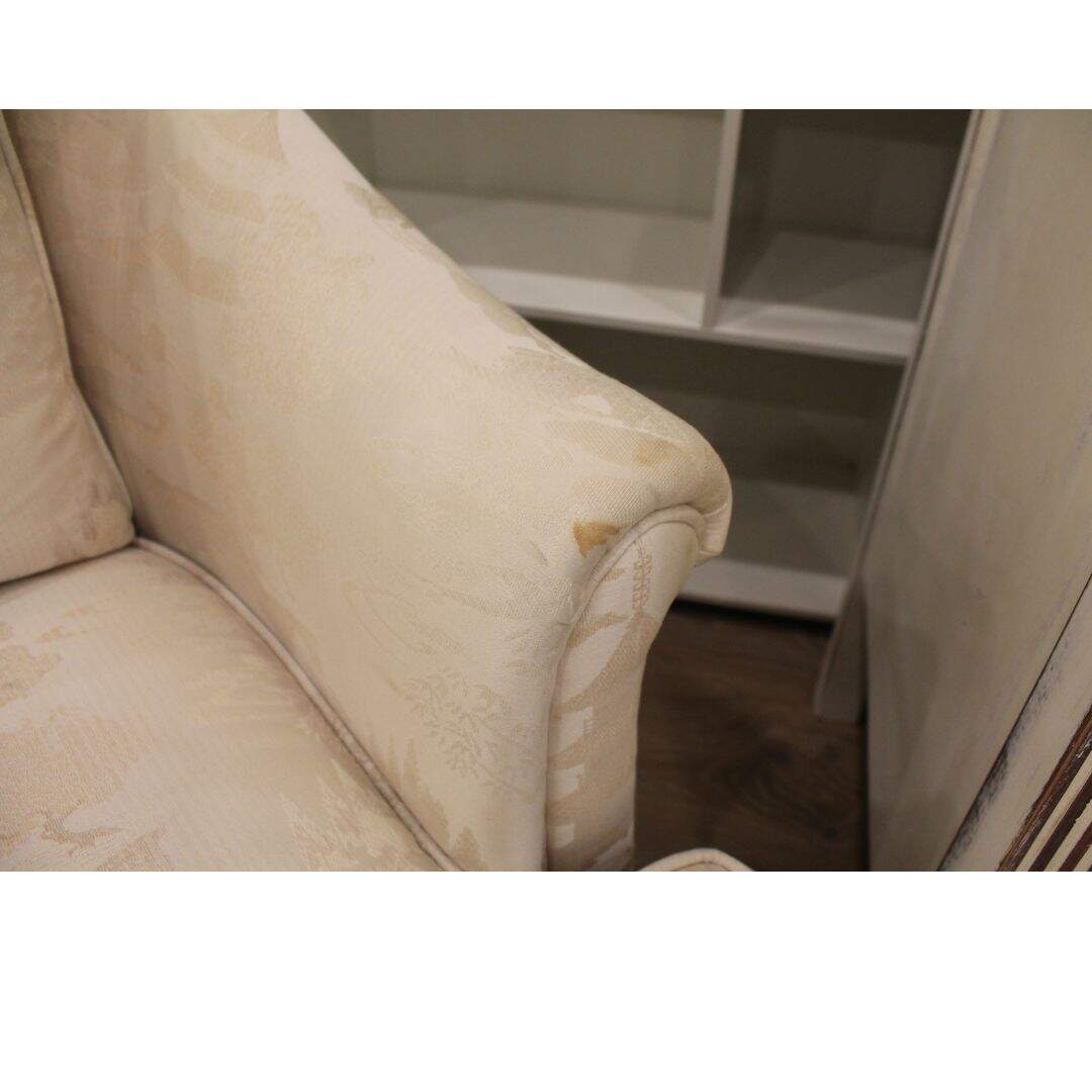 Chaise lounge