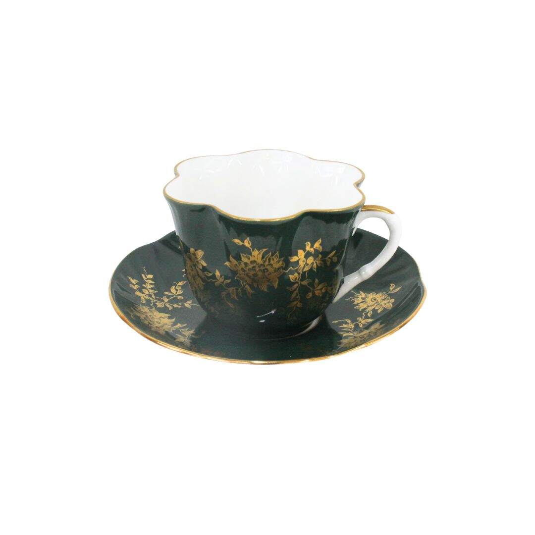 Green/gold teacup