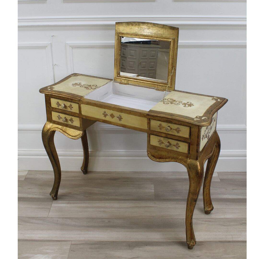 Florentine flip top vanity