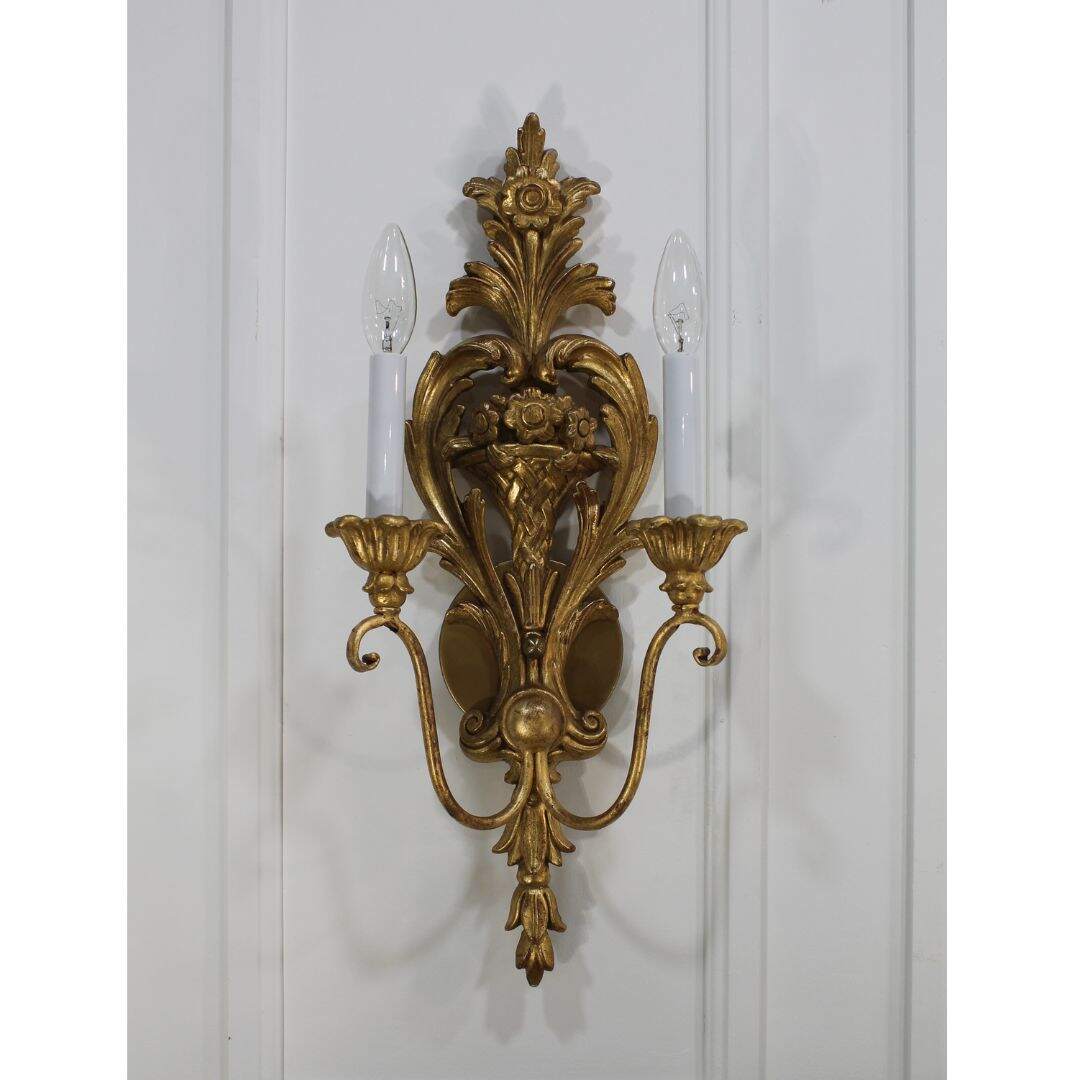 Florentine wall sconce