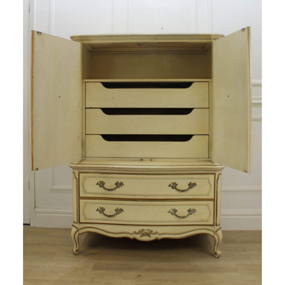 French provincial dresser with doors and drawers, unpainted
