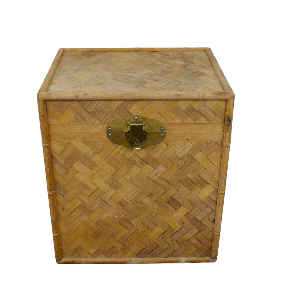 Rattan laundry hamper