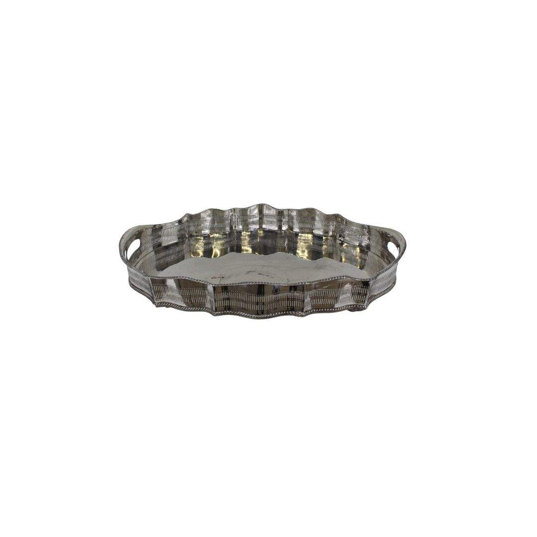 Silver tray with gallery